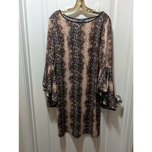Ronni Nicole Size M Animal Snake Skin Print Dress Flared Bell Sleeves Stretch